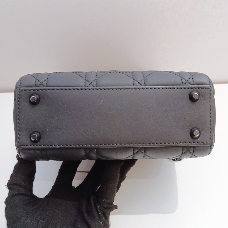 98新迪奧Dior 磨砂黑戴妃三格-4