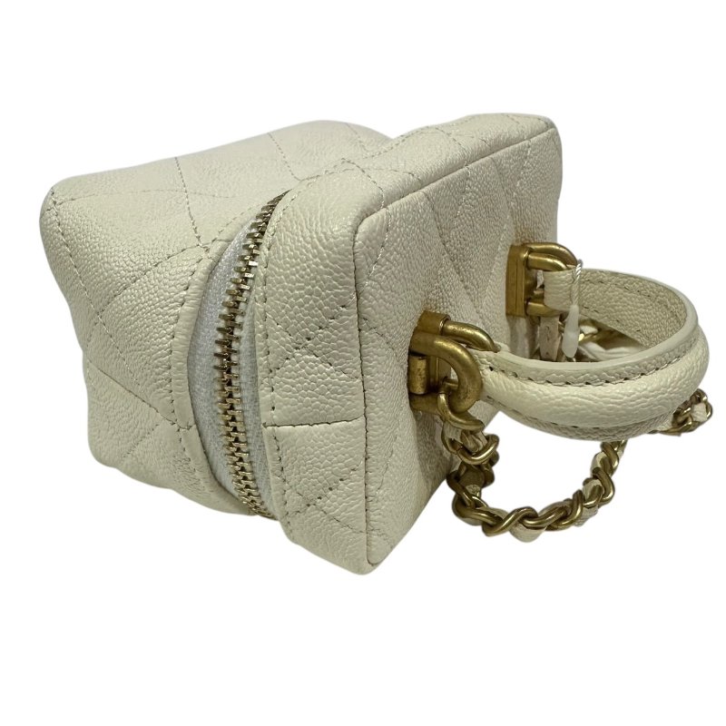 【美收精品】CHANEL白色魚子醬小肩背包 4-483-10