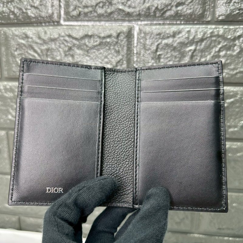 DIOR Gravity皮革直式對折卡夾-4