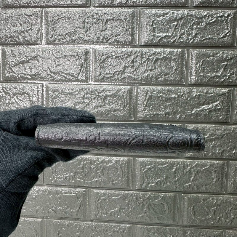 DIOR Gravity皮革直式對折卡夾-8