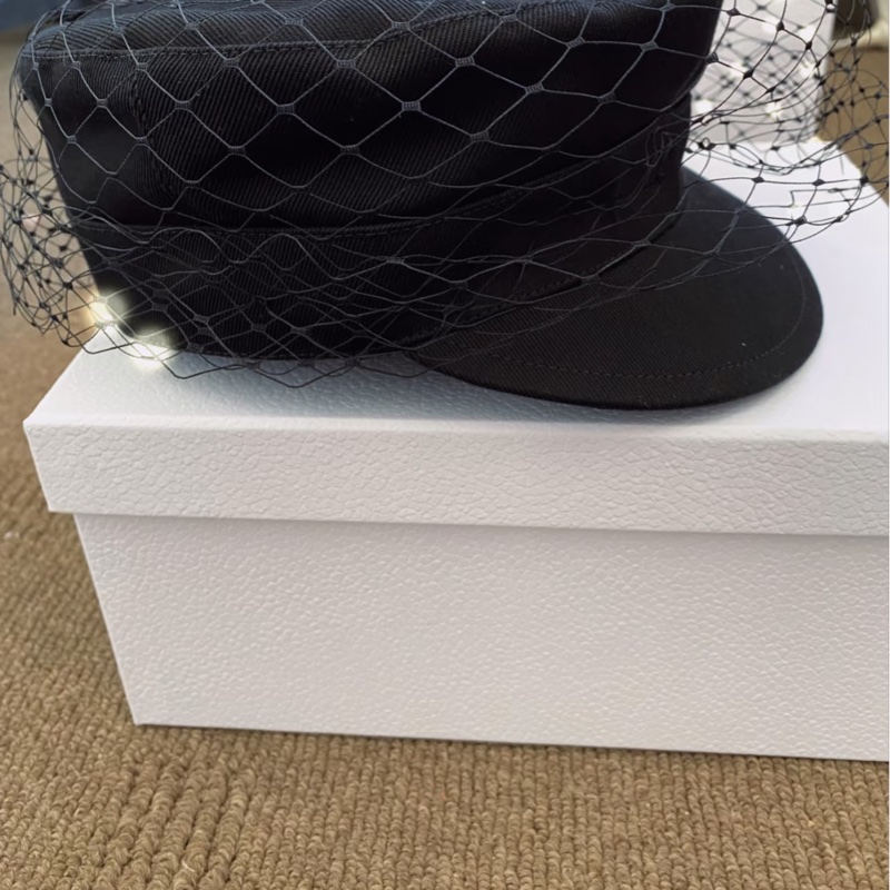 Dior 帽子絕美 網紗報童帽系列 ,完全經典細節滿分秋冬-4