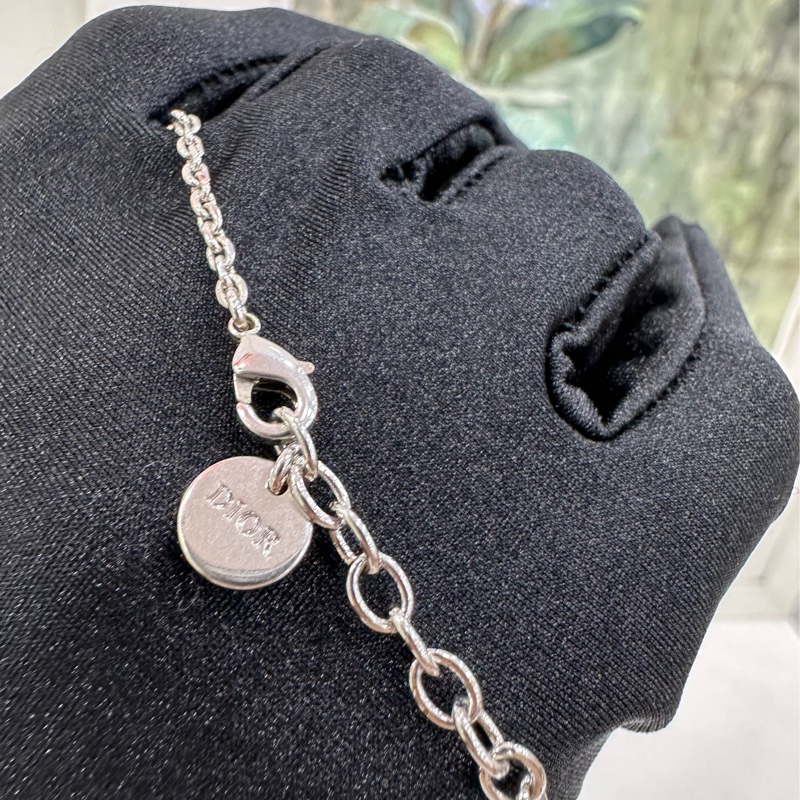 Dior 經典字母珍珠手鍊 單戴疊戴好好看 閒置-5