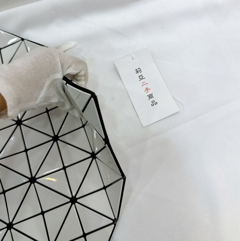 莉亞精品♡ 三宅一生 6X6 白色 #9新美包-4