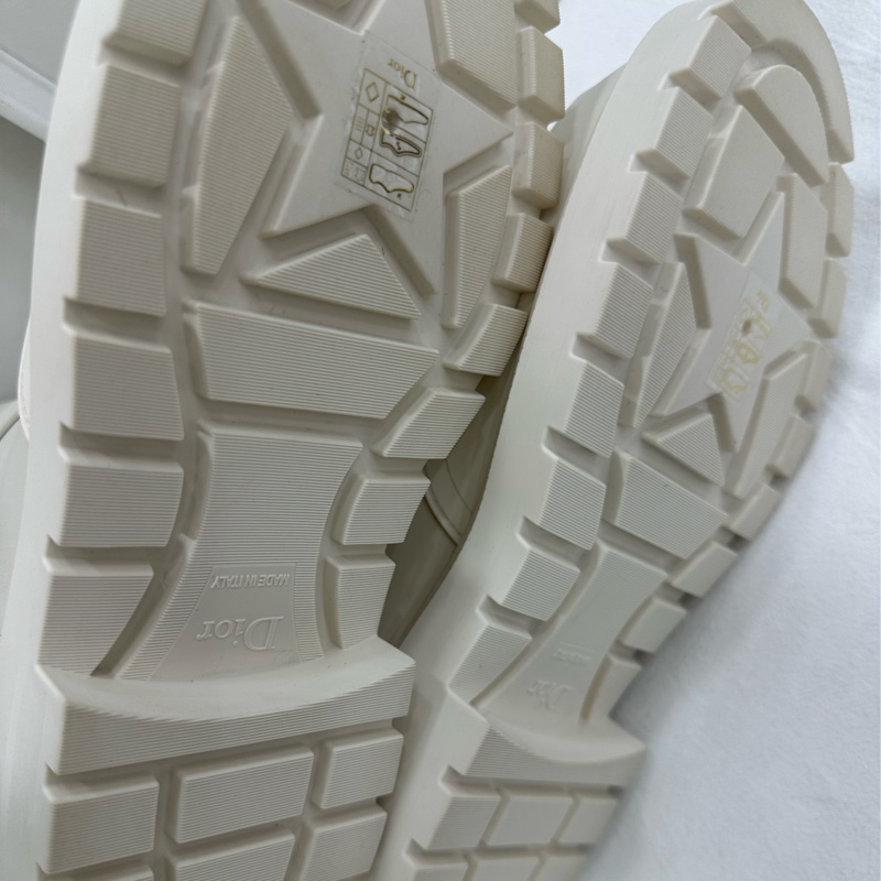 Dior 迪奧 Empreinte 白色金扣厚底短靴 38.5碼-3