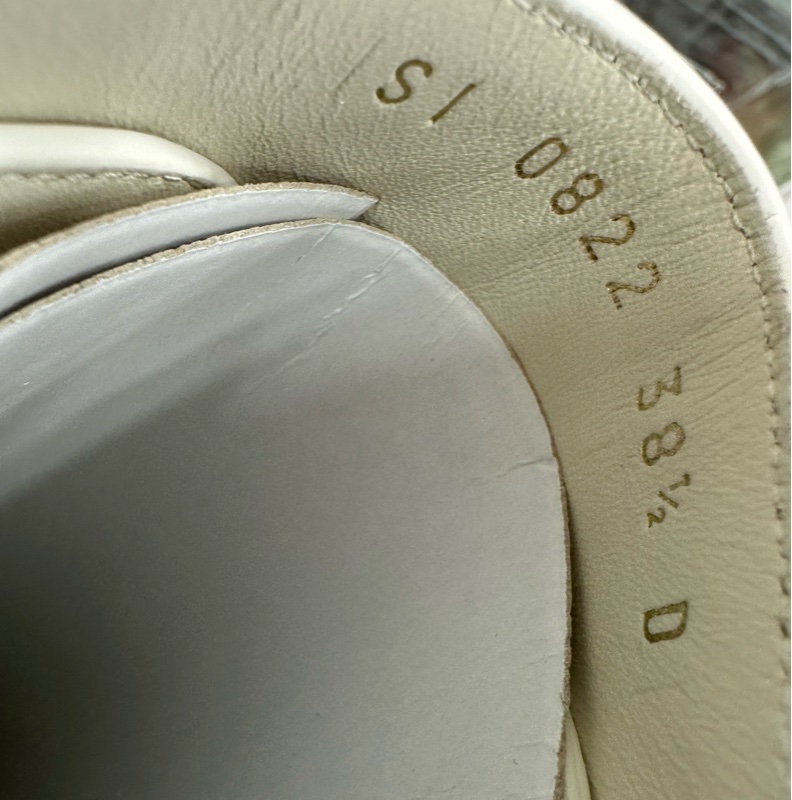 Dior 迪奧 Empreinte 白色金扣厚底短靴 38.5碼-4