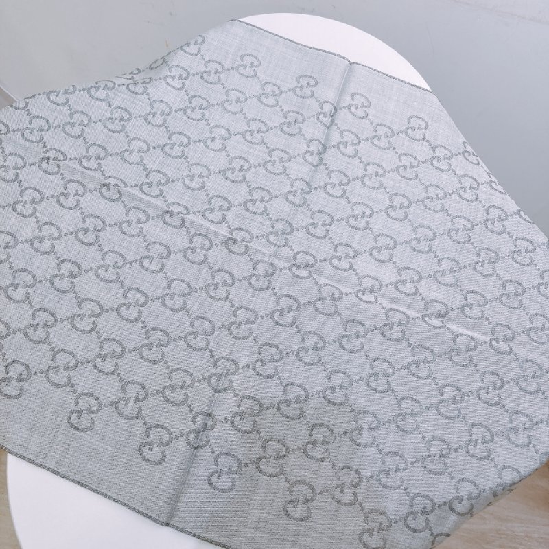TW4558 Gucci 古馳 灰白色 絲巾 Scarf GG Supreme Grey x White Wool 45x180cm-3