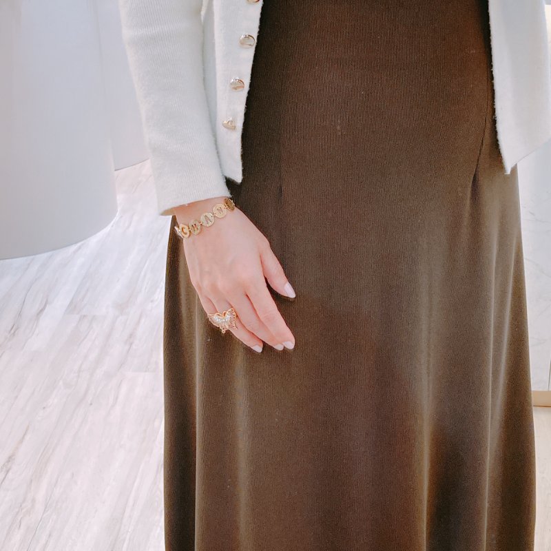 MS0384 Chanel 香奈兒 剪花 鏤空 吊飾 黑白 珍珠 手鏈 Cutwork Logo Charm Bracelet Two-tone Pearl x GHW-12