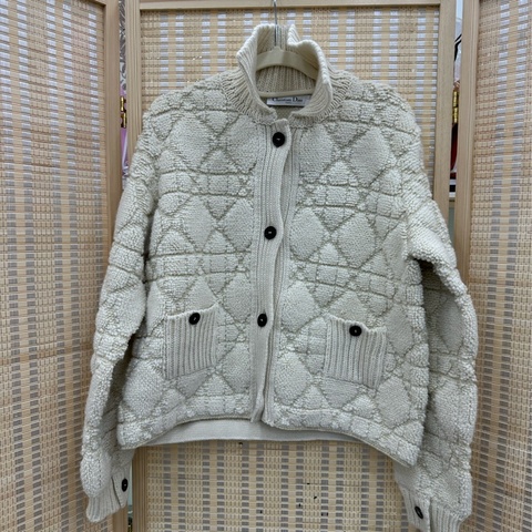 Dior迪奧菱格針織開襟衫，36碼， 僅試穿