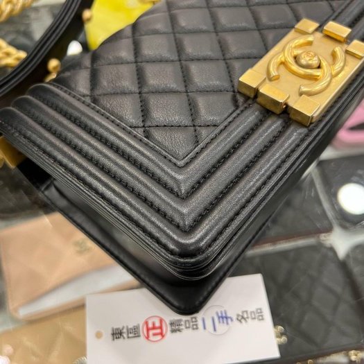 ㊣東區正精品㊣CHANEL BOY 20cm A67085 香奈兒黑色羊皮霧金釦式翻蓋男孩包斜背包 RZ6001-8