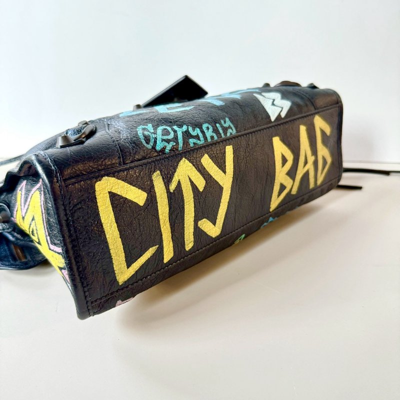 Balenciaga 巴黎世家 黑色 彩色 塗鴉 霧黑釦 小羊皮 機車包 小號-4