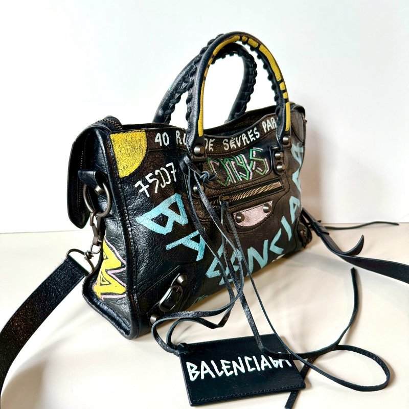 Balenciaga 巴黎世家 黑色 彩色 塗鴉 霧黑釦 小羊皮 機車包 小號-8