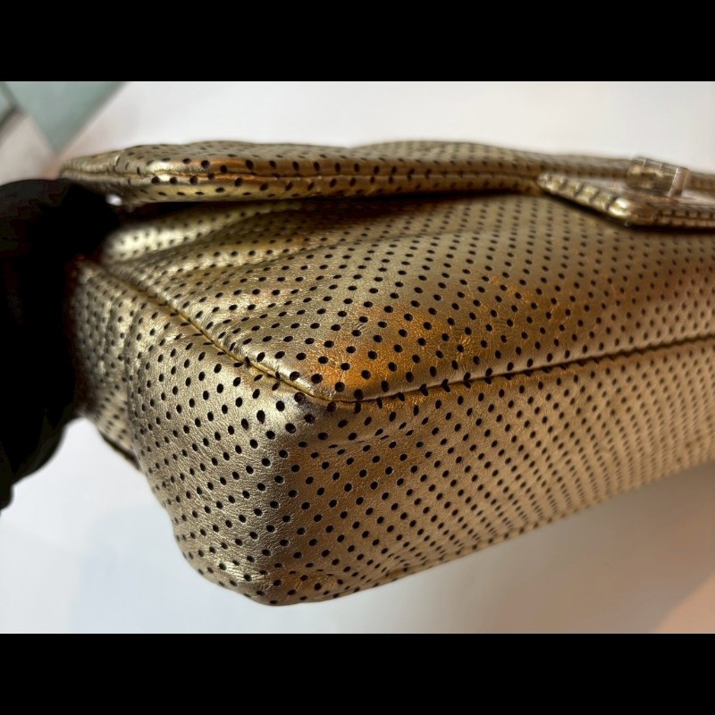 Chanel 銀鍊金色洞洞皮革方釦口蓋包 2.55-7