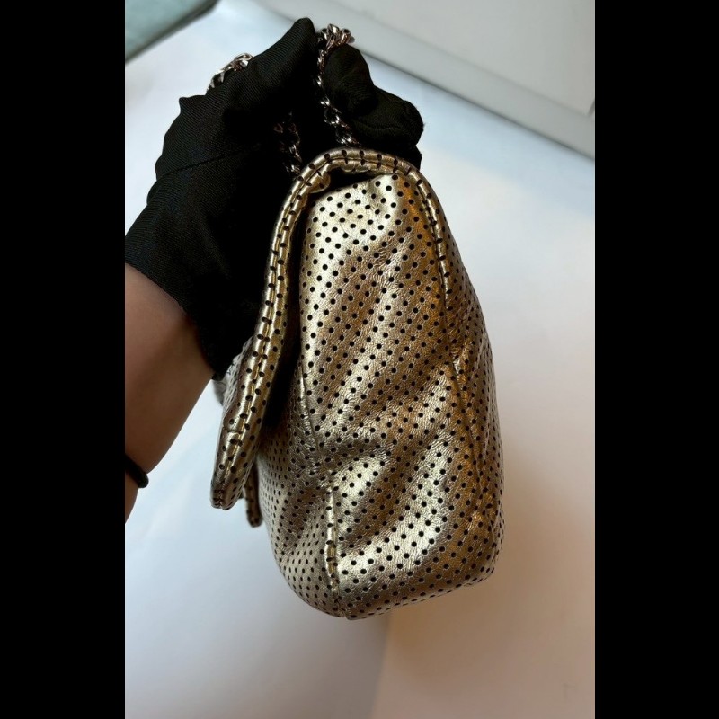 Chanel 銀鍊金色洞洞皮革方釦口蓋包 2.55-11