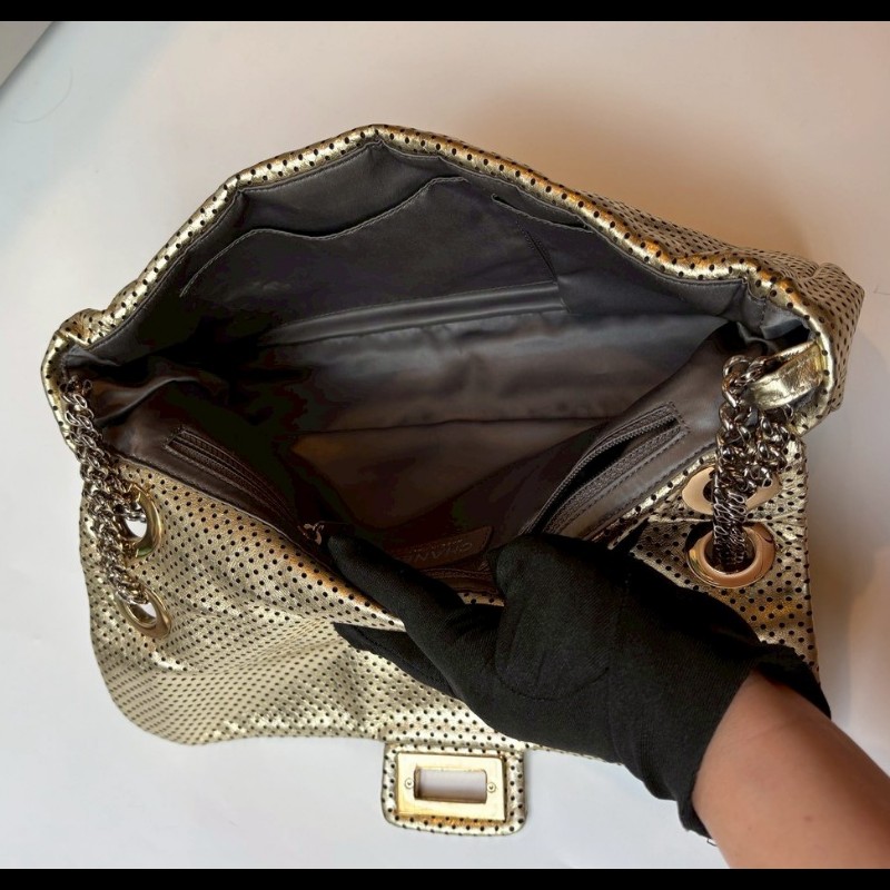 Chanel 銀鍊金色洞洞皮革方釦口蓋包 2.55-18