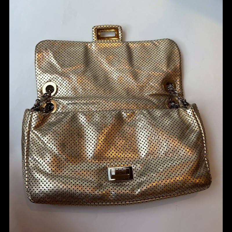 Chanel 銀鍊金色洞洞皮革方釦口蓋包 2.55-19