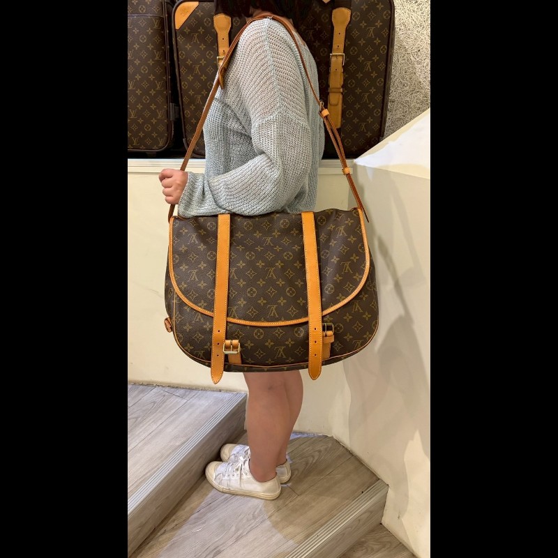 LV 老花雙釦大馬鞍包-2