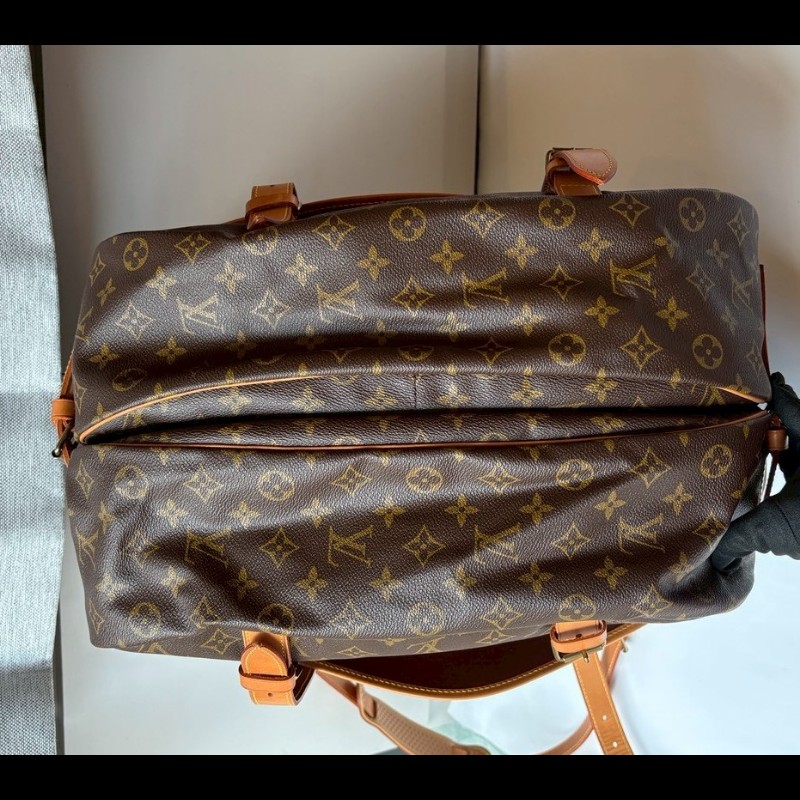 LV 老花雙釦大馬鞍包-12