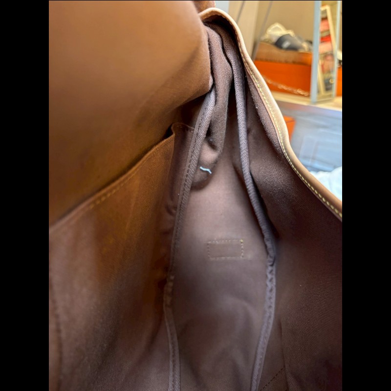 LV 老花雙釦大馬鞍包-27