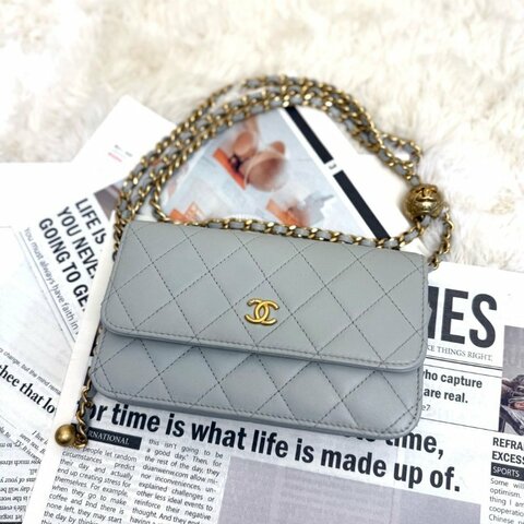 Chanel WOC 金球 淡灰綠色金扣 菱格紋 小羊皮