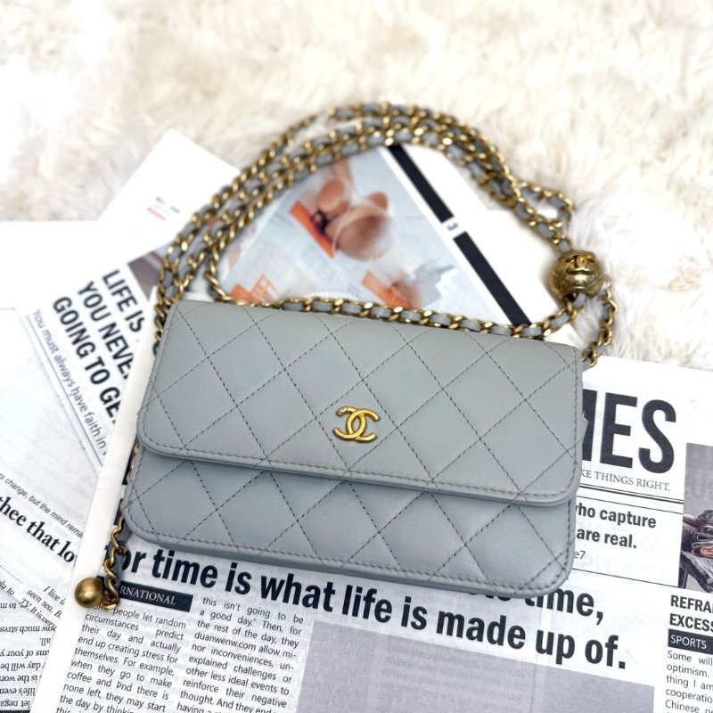 Chanel WOC 金球 淡灰綠色金扣 菱格紋 小羊皮-0