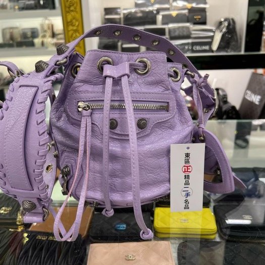 ㊣東區正精品㊣BALENCIAGA 702431 Le Cagole bucket 近全新紫色銀扣鉚釘斜背包水桶包 RZ6038-0