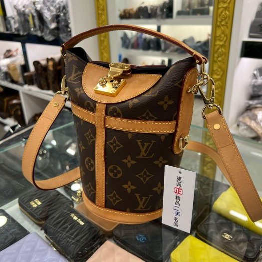 ㊣東區正精品㊣LV DUFFLE M43587 字紋金釦薯條包水桶包兩用包手提包肩背斜背包大款 RZ6003-1