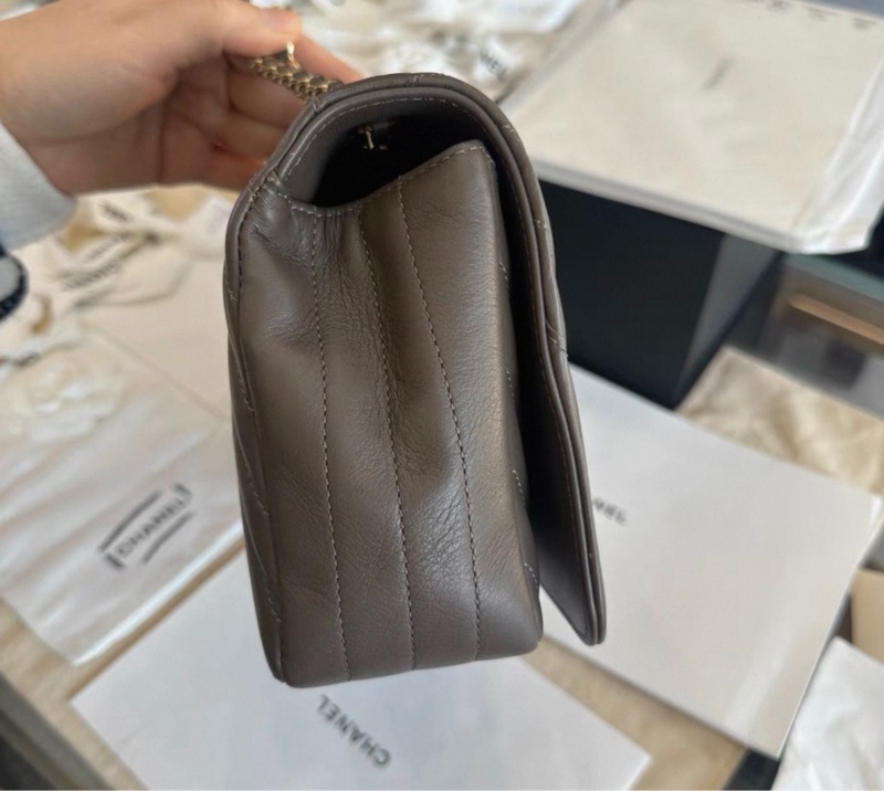 99成色，Chanel 香奈兒方胖子26開，淡金扣原始成色-3