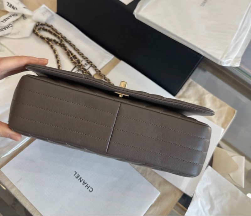 99成色，Chanel 香奈兒方胖子26開，淡金扣原始成色-5