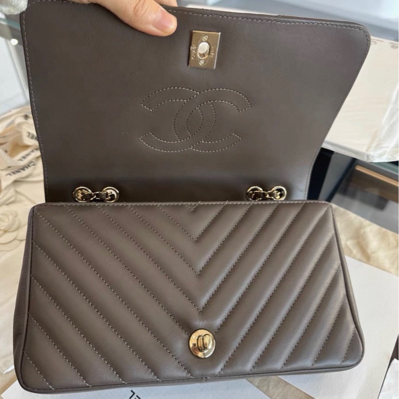 99成色，Chanel 香奈兒方胖子26開，淡金扣原始成色-6