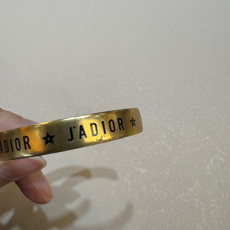 DIOR金色JADIOR字樣細版手環-9
