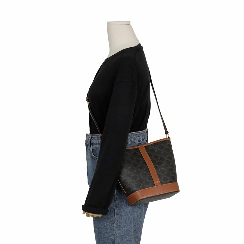 CELINE Triope 小號水桶肩背包 191442CAS-11