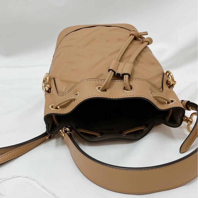 莉亞精品♡Fendi mini水桶卡其色 二手-7