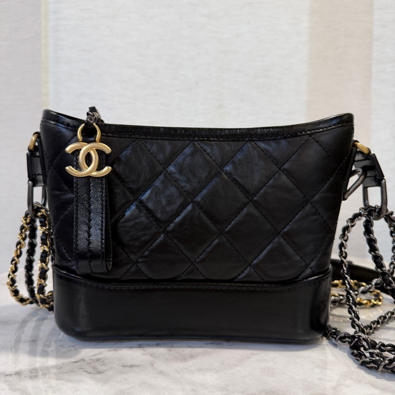 Chanel 黑牛皮霧金釦四色鏈小號流浪包-0