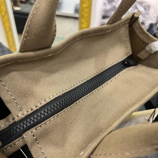 ㊣東區正精品㊣MARC JACOBS MJ 全新軍綠色帆布拉鍊手提包肩背包斜背包兩用包 RZ6002-2