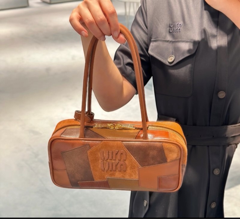 促銷品 Miu Miu 小牛皮 拼皮手提包-3
