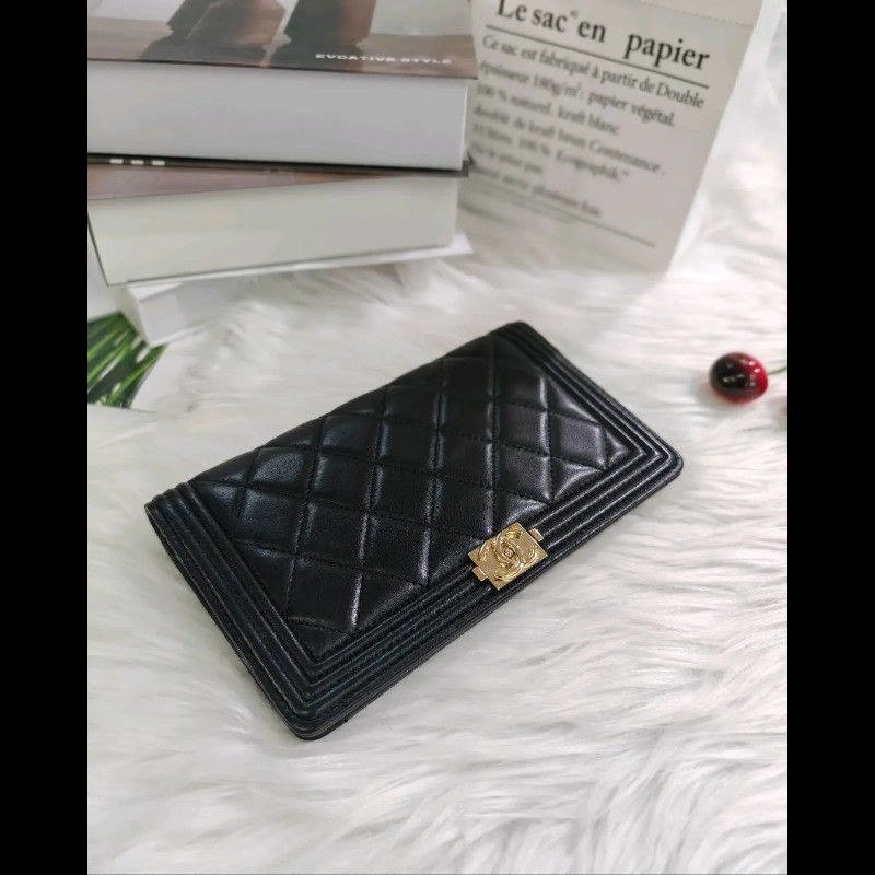 Chanel Boy Wallet Lambskin Gold Hardware-2