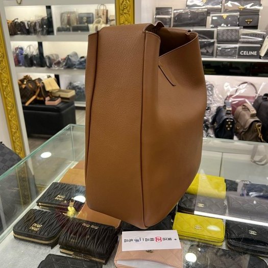 ㊣東區正精品㊣SAINT LAURENT LE 5 À 7 Hobo 焦糖色金棕色全皮金字 LOGO直式單把肩背包 RZ6045-7