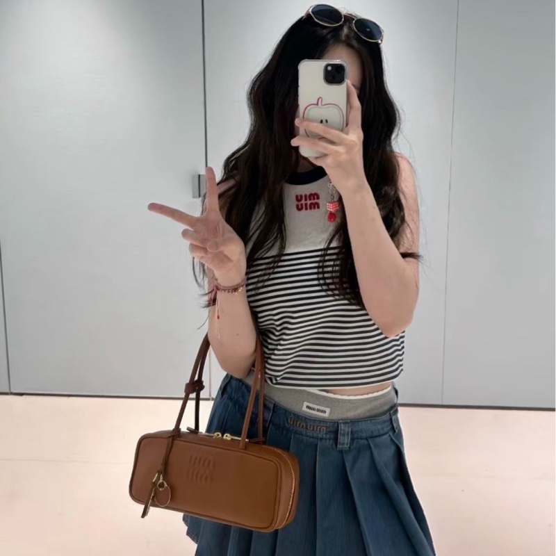 Miu Miu 手提包 干邑色-5