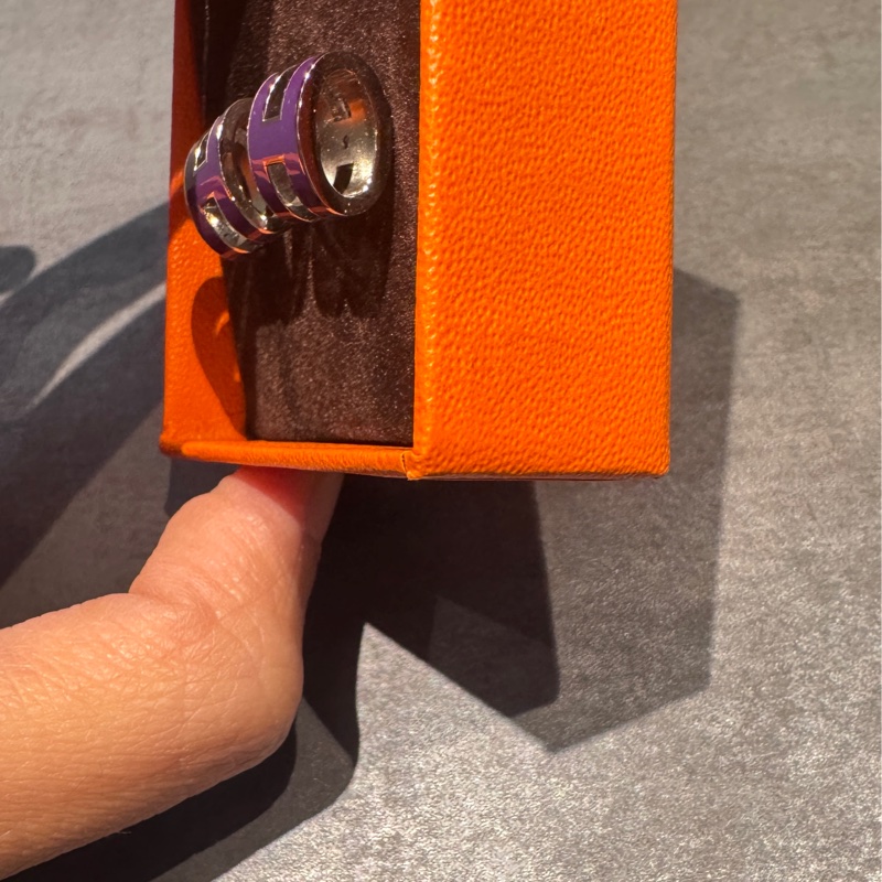 近全新Hermes 愛馬仕pop H 紫銀釦耳環耳針-5