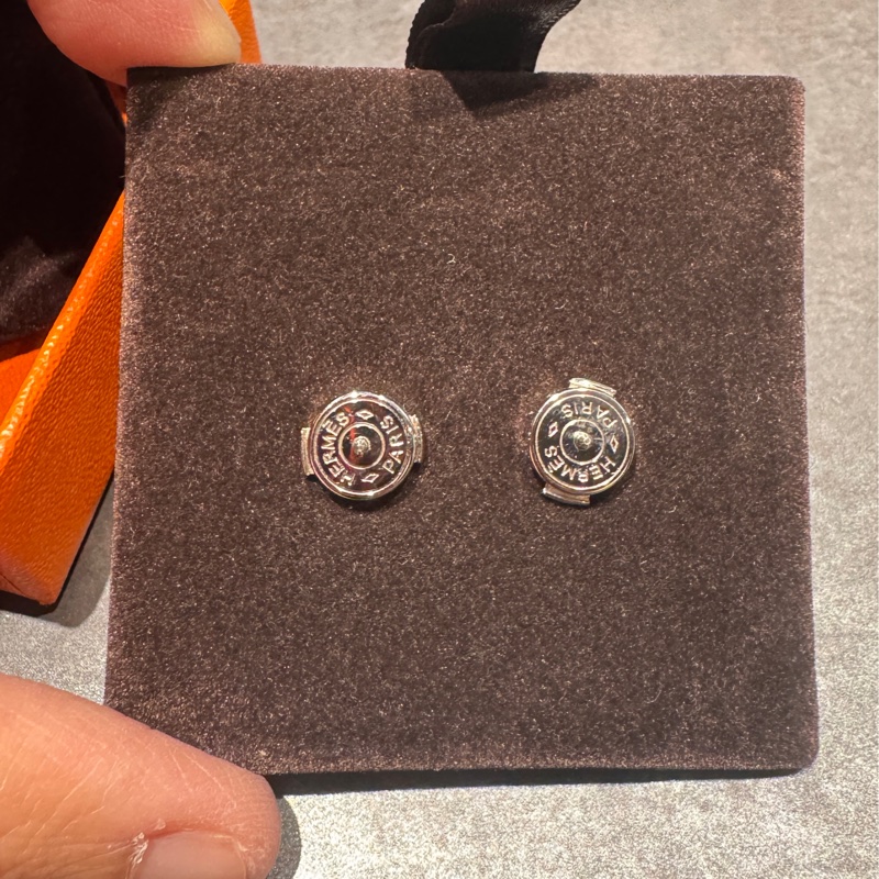 近全新Hermes 愛馬仕pop H 紫銀釦耳環耳針-15