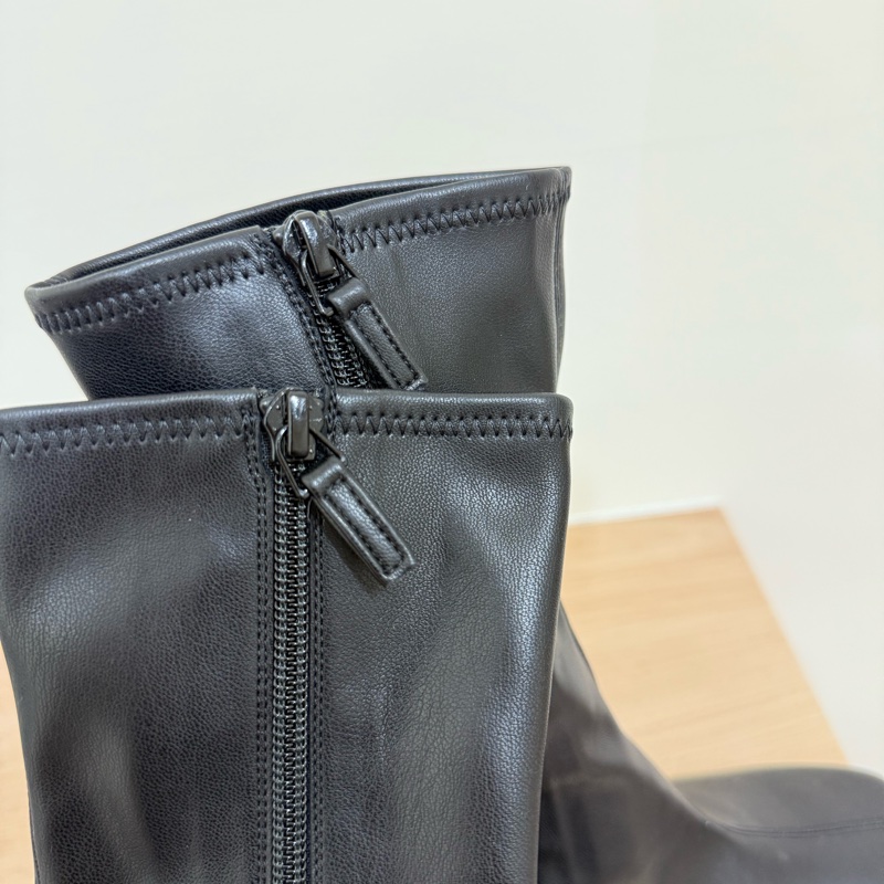 Stella McCartney 厚底粗跟皮革踝靴 39/24.5-10