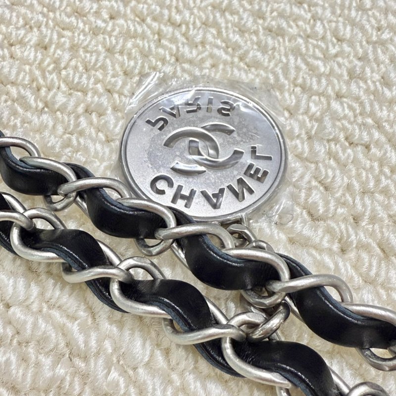 CHANEL - 黑色牛皮銀鏈22 Bag /中號-5