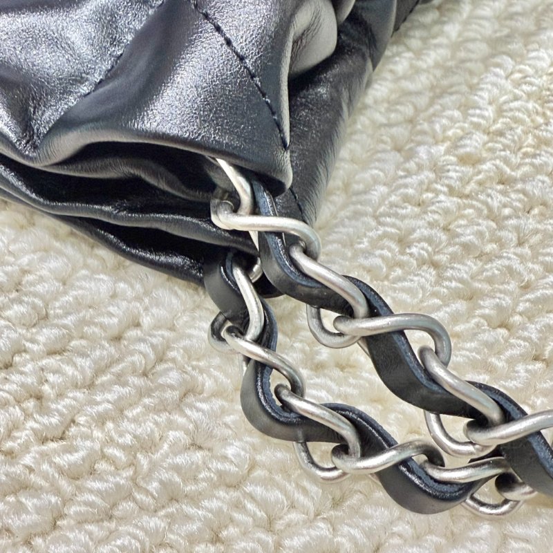 CHANEL - 黑色牛皮銀鏈22 Bag /中號-7