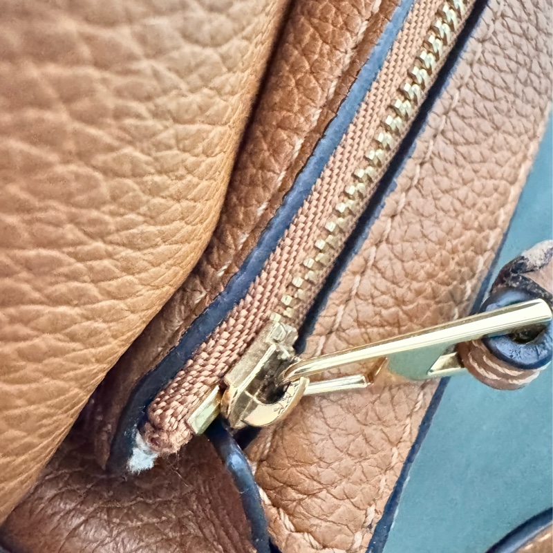 Loewe mini puzzle焦糖色 舊款 幾何包-5