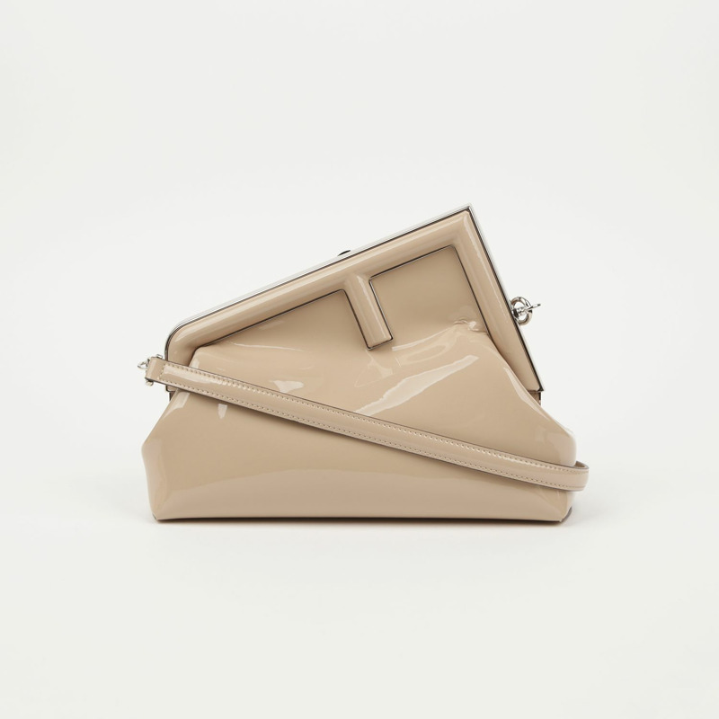 FENDI 8BP137 首款中型單肩包-1