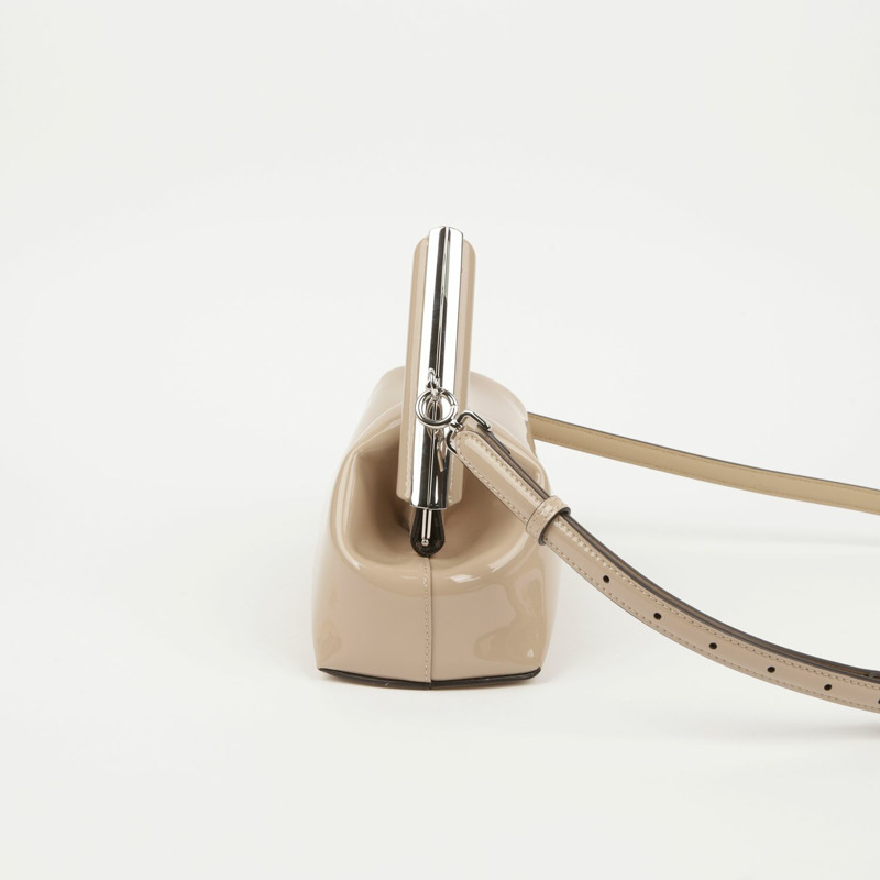 【包稅】FENDI 8BP137 首款中型單肩包-3