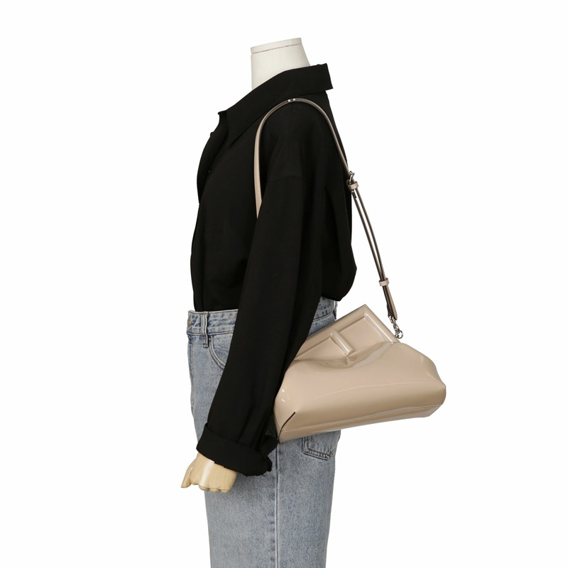 【包稅】FENDI 8BP137 首款中型單肩包-8