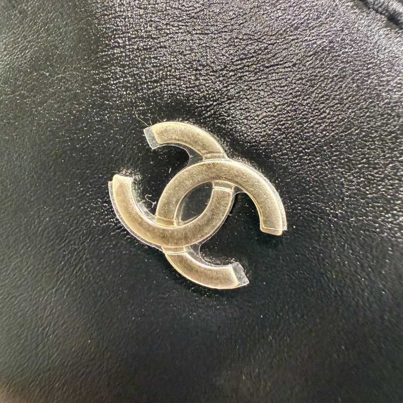 CHANEL - 黑色牛皮銀鏈22 Bag /小號-16