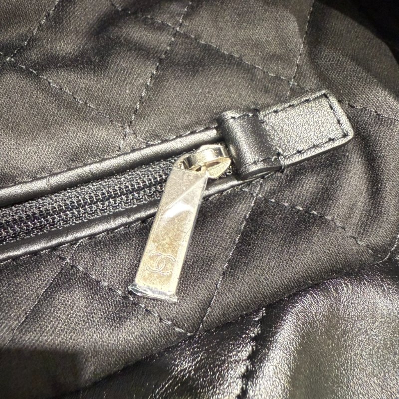 CHANEL - 黑色牛皮銀鏈22 Bag /小號-19