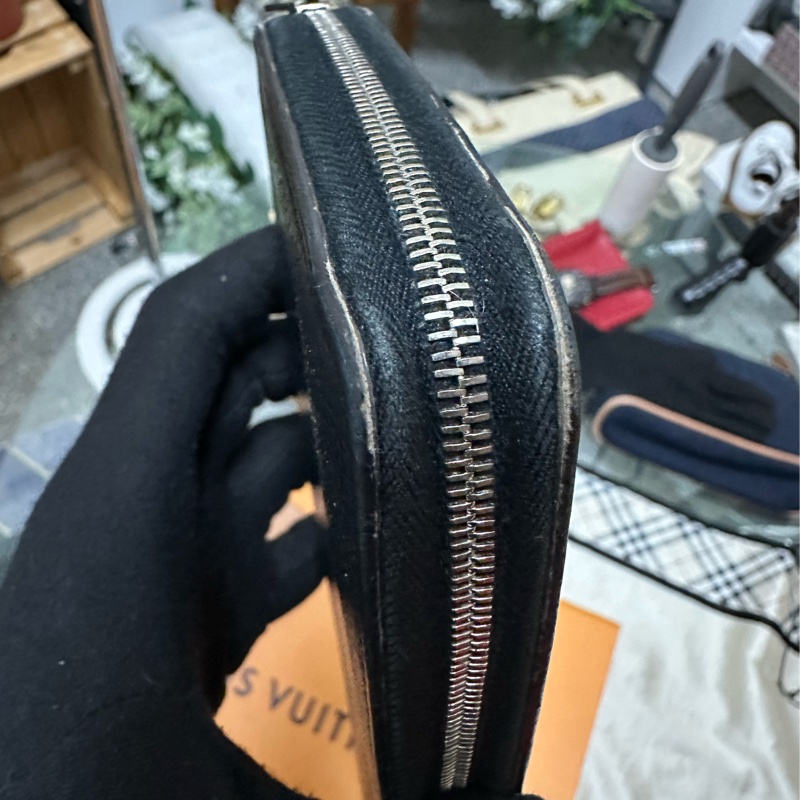 CELINE 牛皮長夾-13